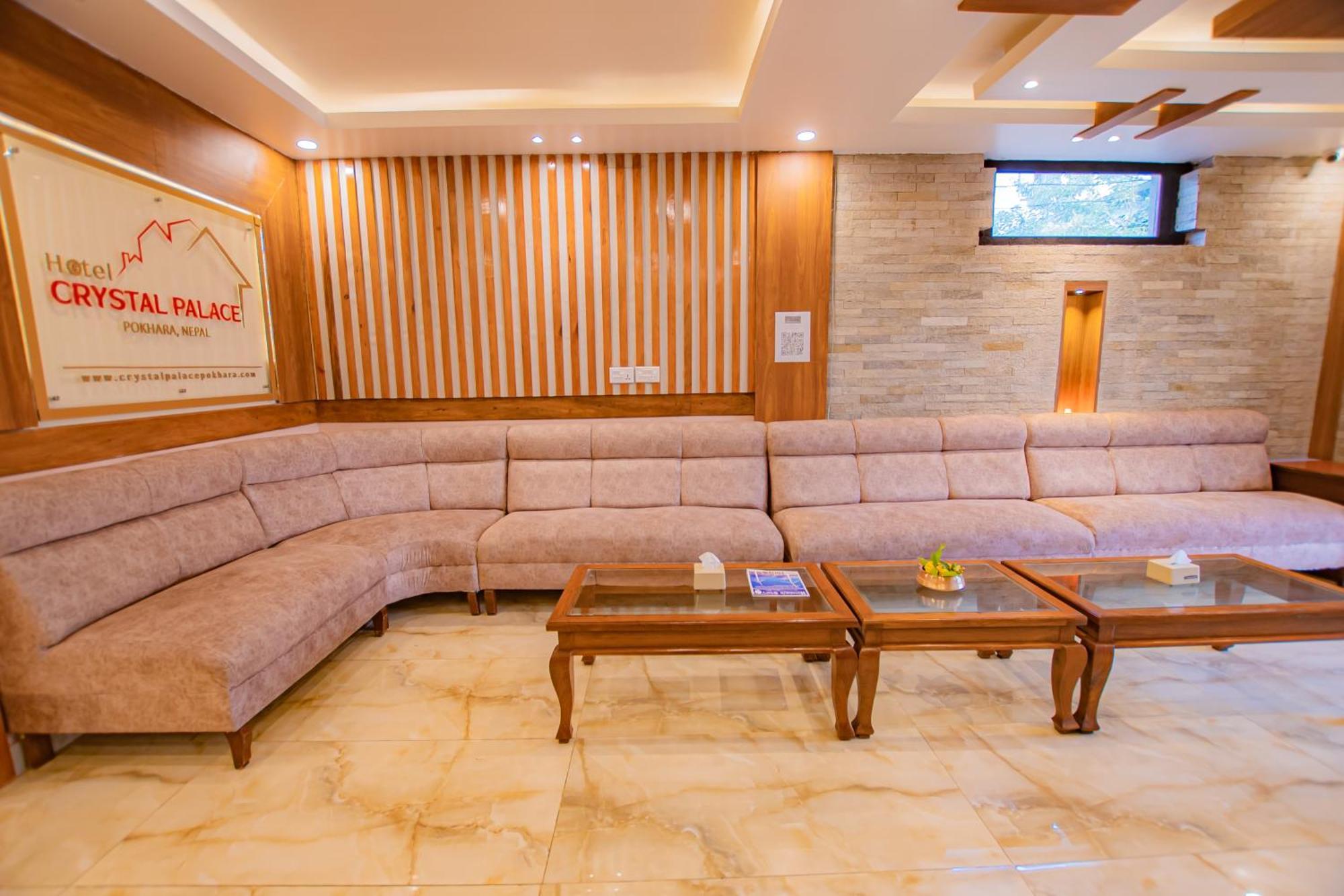 Hotel Crystal Palace Похара Екстериор снимка